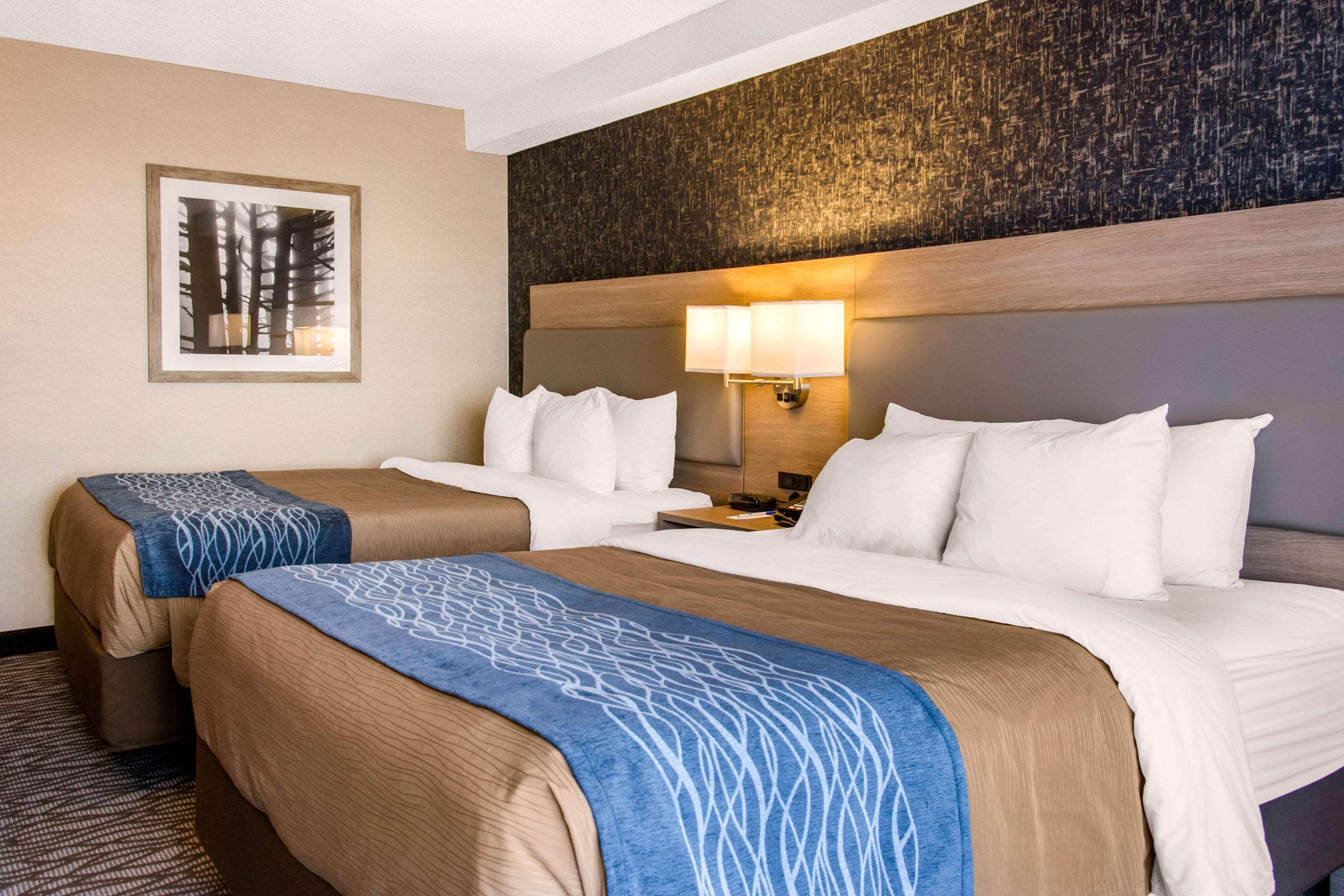 Comfort Inn Aeroport Дорваль Екстер'єр фото